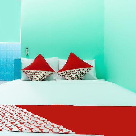 Oyo 3095 Semarapura Homestay Makassar Dış mekan fotoğraf