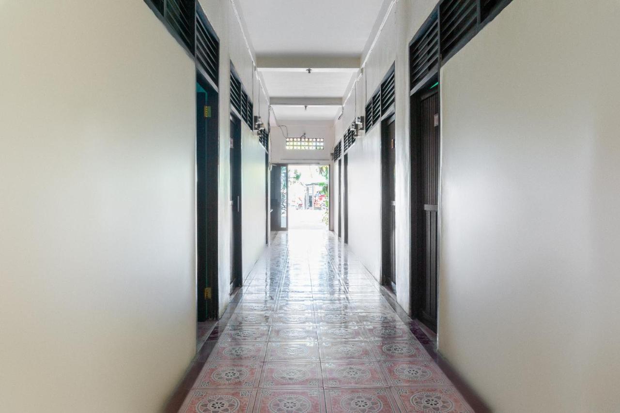Oyo 3095 Semarapura Homestay Makassar Dış mekan fotoğraf